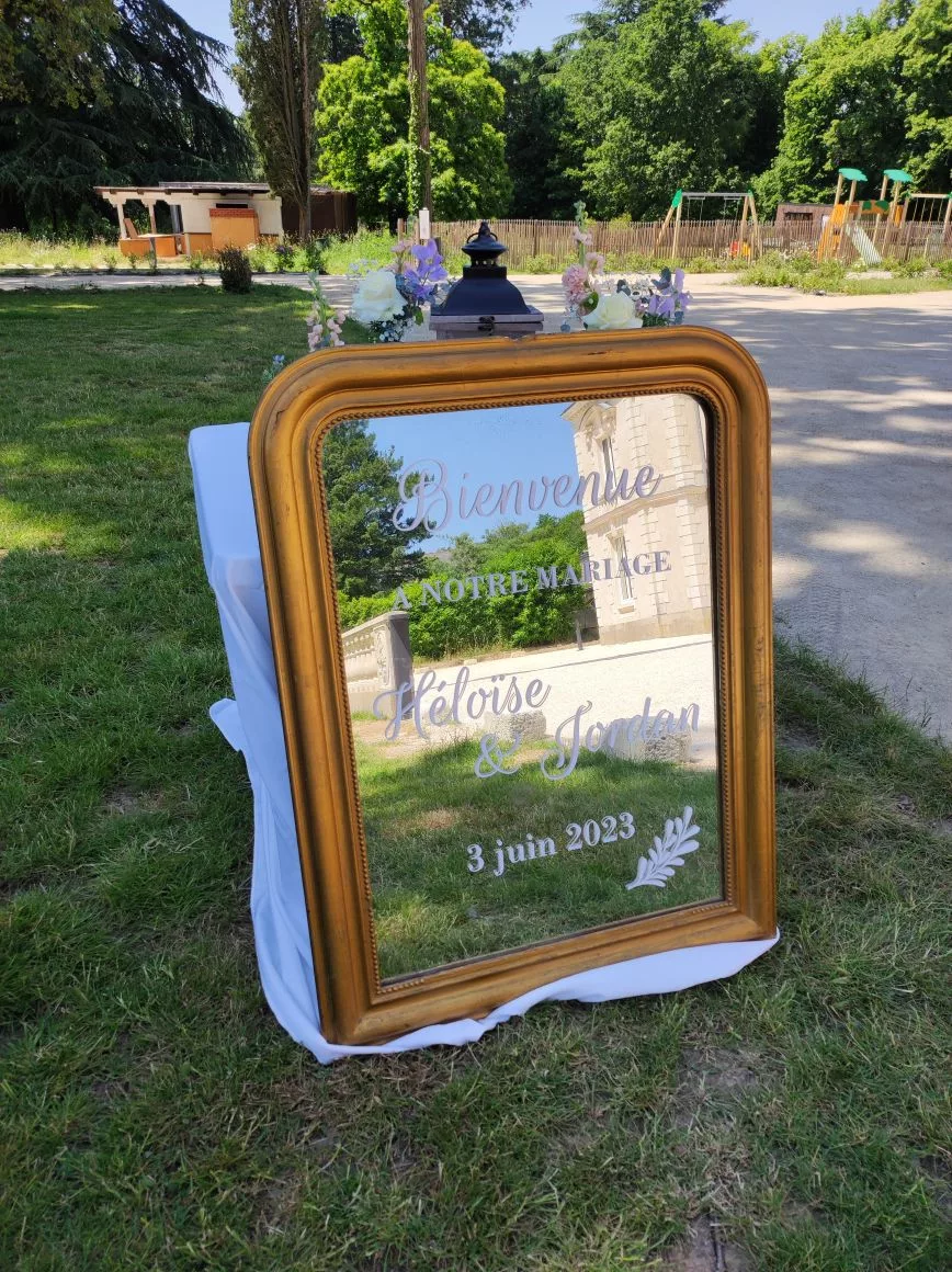 Miroir d'époque ancien doré